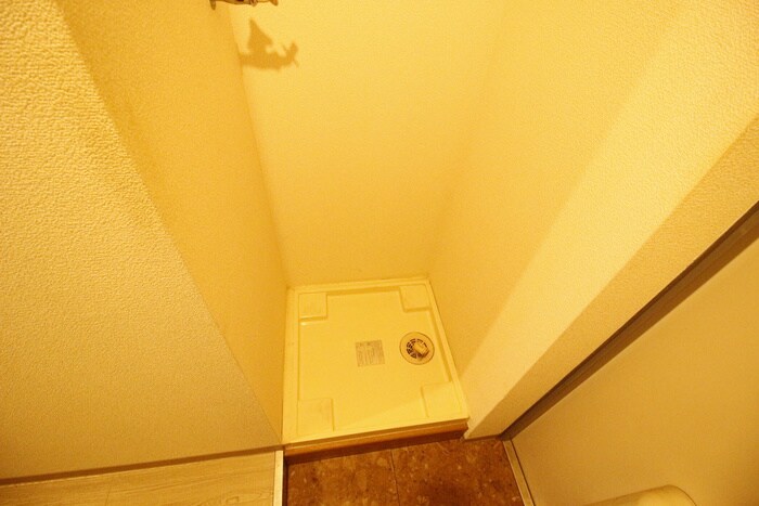 物件内観写真20　(洗濯機置場)