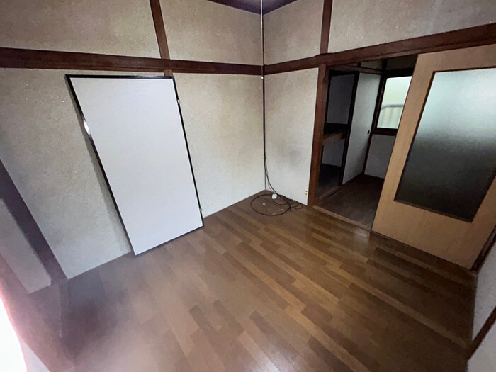 物件内観写真8　(居室)