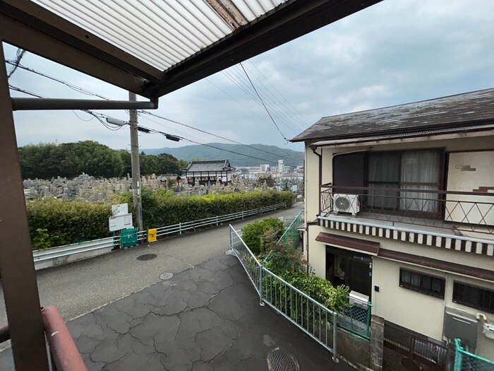 物件内観写真15　(室内からの展望)