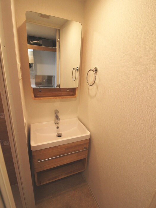 物件内観写真12　(洗面)