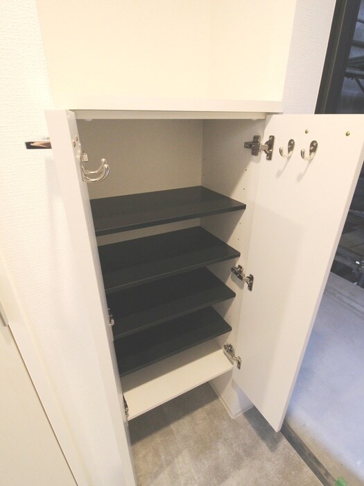 物件内観写真17　(靴箱)