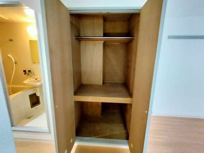 物件内観写真12　(洗面)