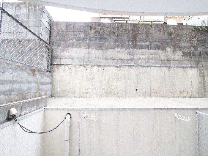 物件内観写真21　(室内からの展望)