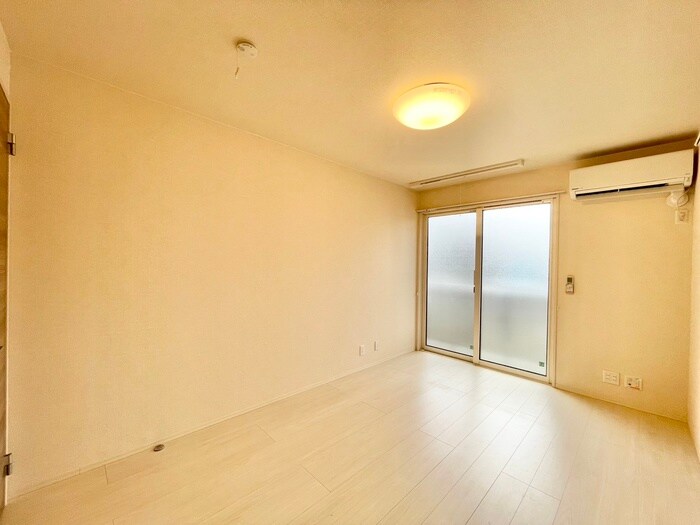 物件内観写真10　(居室)