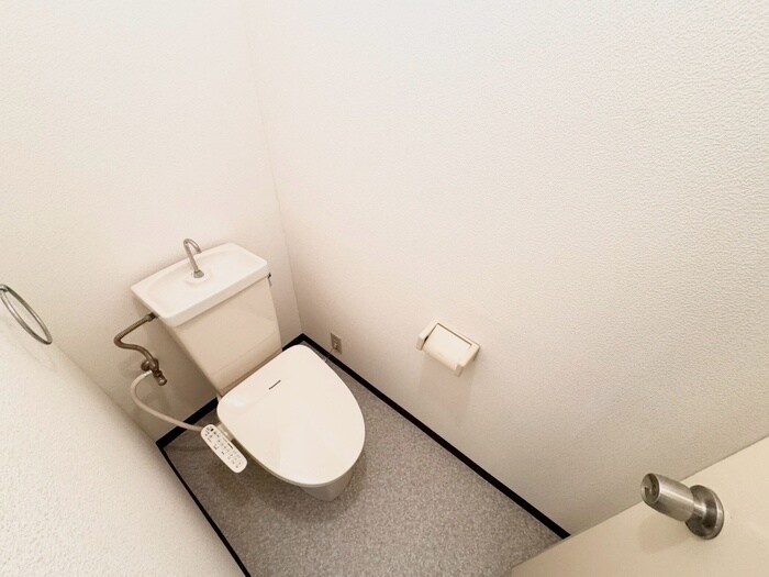 物件内観写真11　(トイレ)