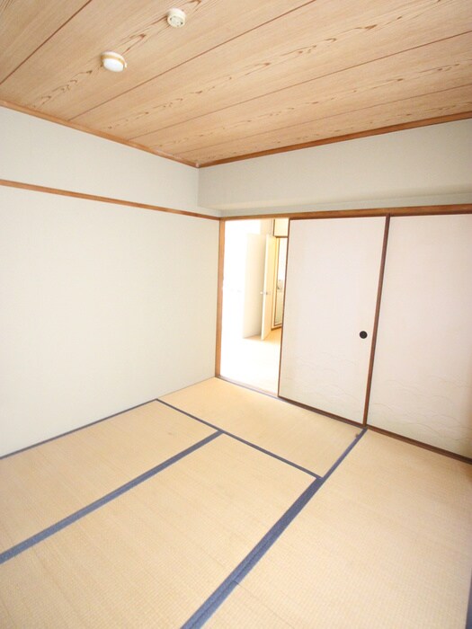 物件内観写真12　(居室)