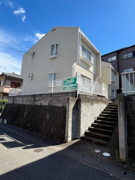 タウニィ松尾Ａ棟の外観写真