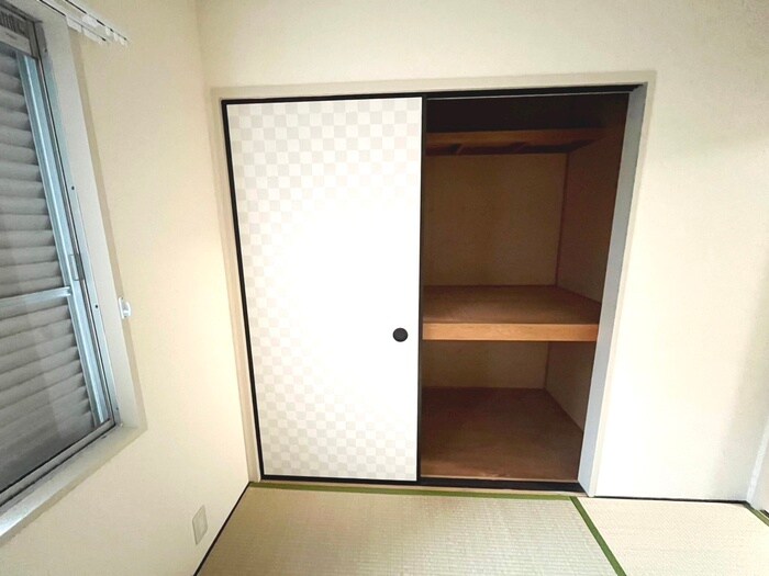 物件内観写真12　(収納)