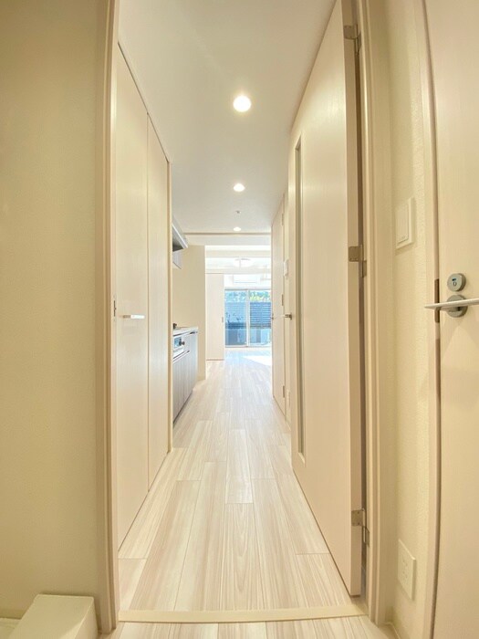 物件内観写真18　(廊下)