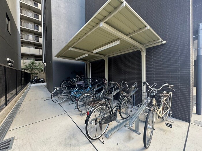 物件外観写真5　(駐輪場)