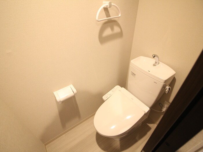 物件内観写真11　(トイレ)