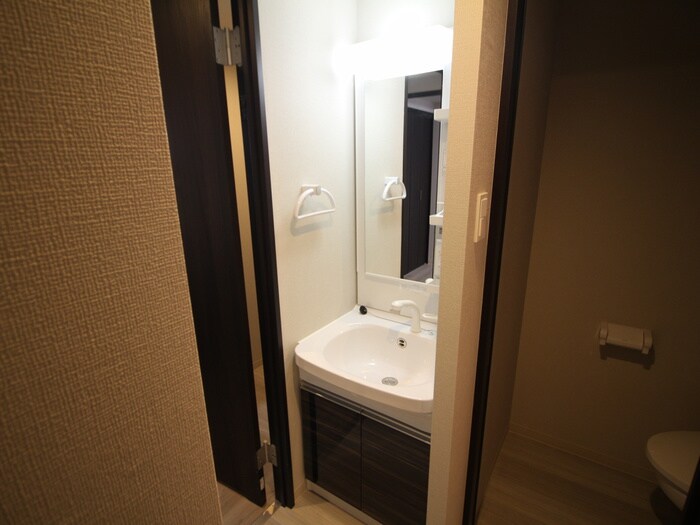 物件内観写真12　(洗面)