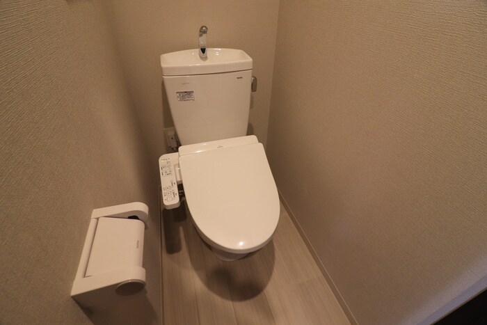 物件内観写真12　(トイレ)