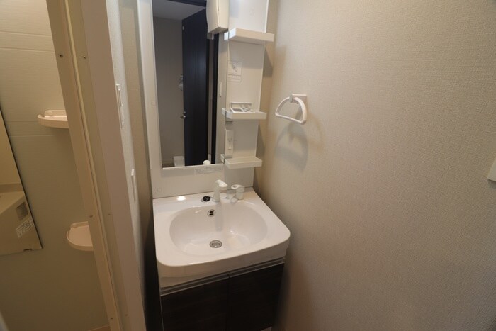 物件内観写真13　(洗面)