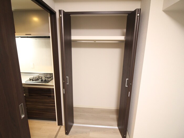 物件内観写真13　(収納)