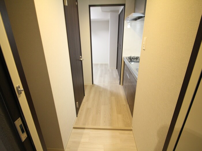 物件内観写真19　(廊下)