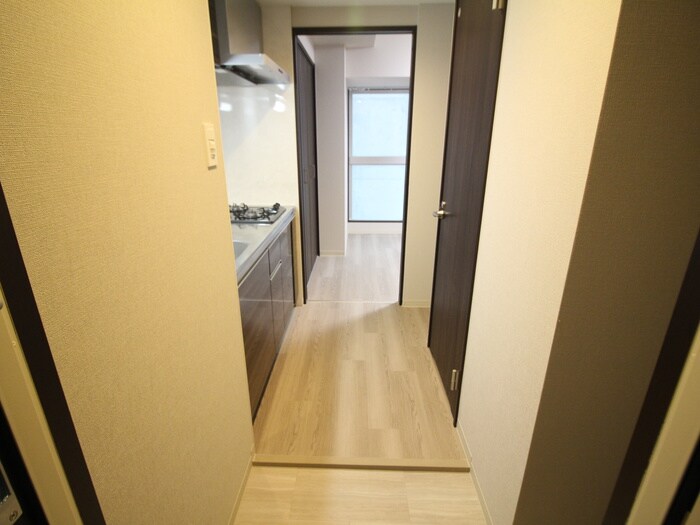 物件内観写真19　(廊下)