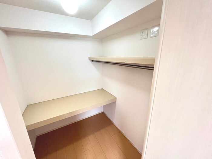 物件内観写真11　(収納)