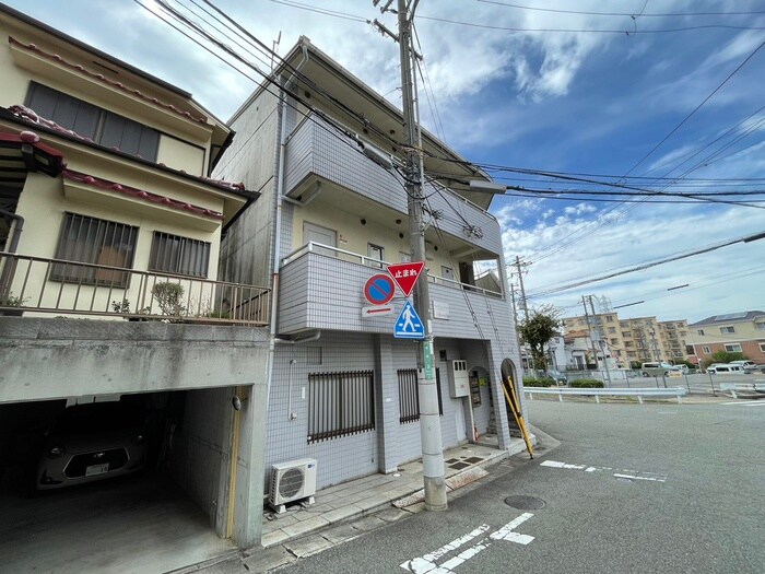 物件外観写真3　(外観写真)