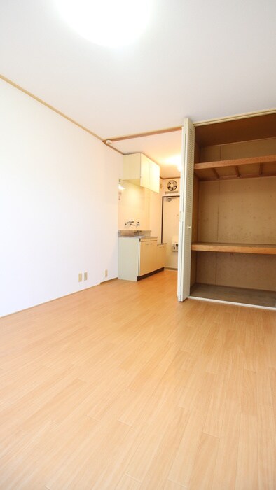 物件内観写真18　(居室)