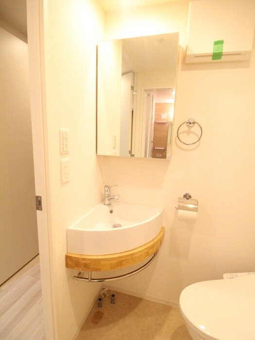 物件内観写真13　(洗面)