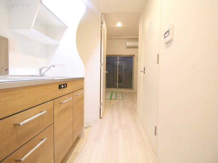 物件内観写真20　(廊下)