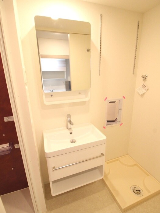 物件内観写真9　(洗面)