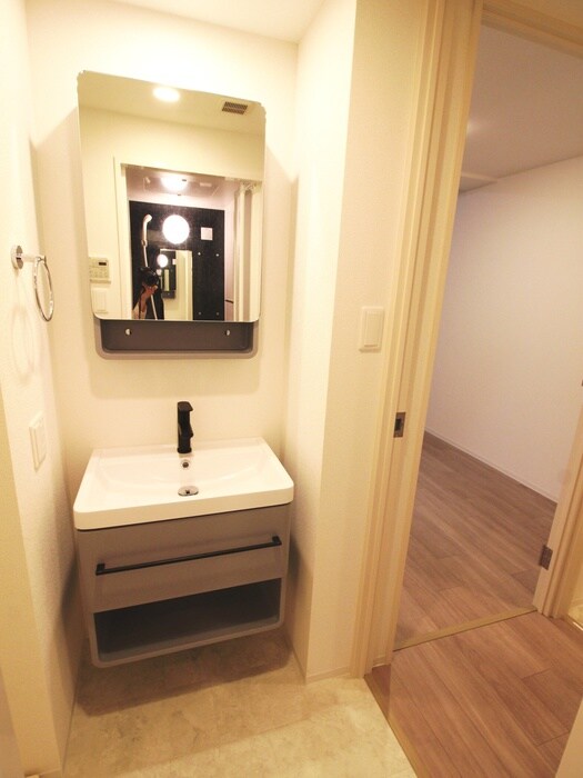 物件内観写真11　(洗面)