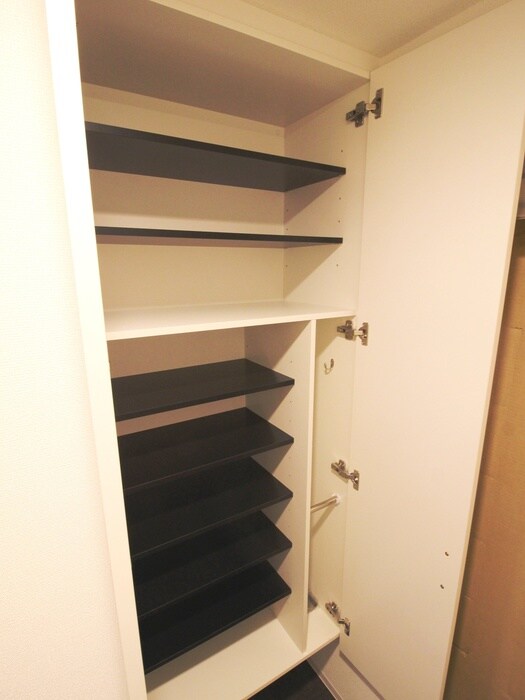 物件内観写真17　(靴箱)