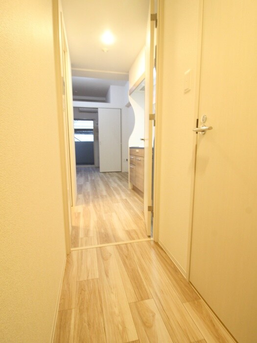 物件内観写真20　(廊下)