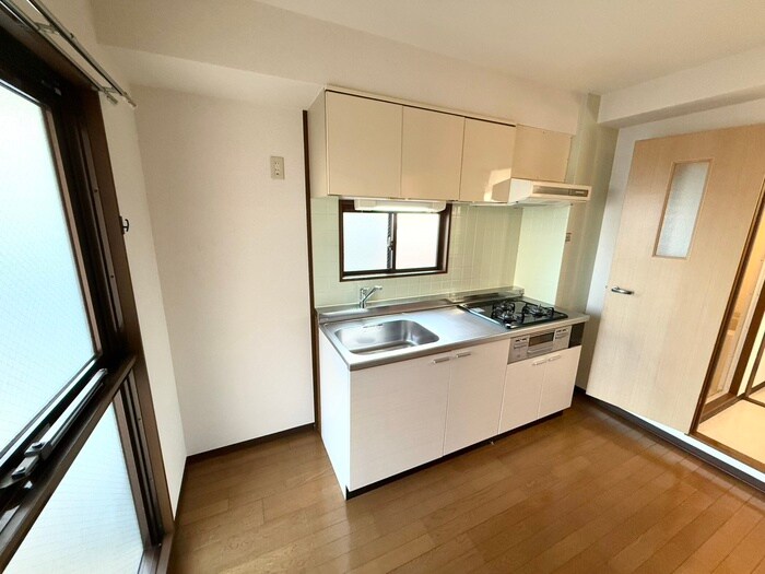 物件内観写真8　(キッチン)