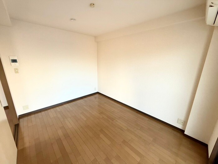 物件内観写真18　(居室)