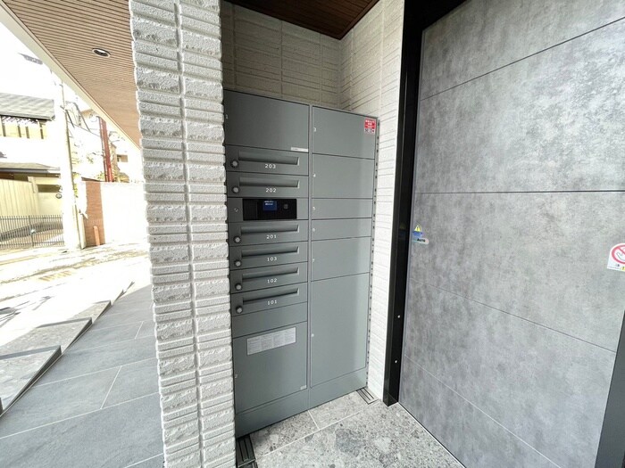 物件外観写真6　(建物設備)