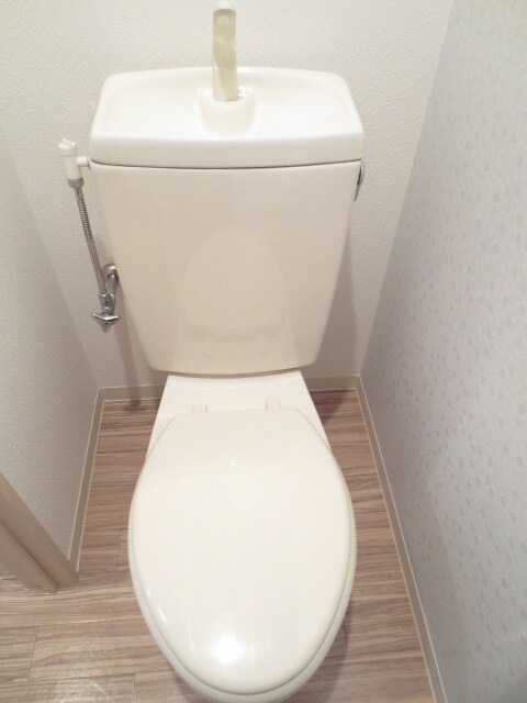 物件内観写真13　(トイレ)