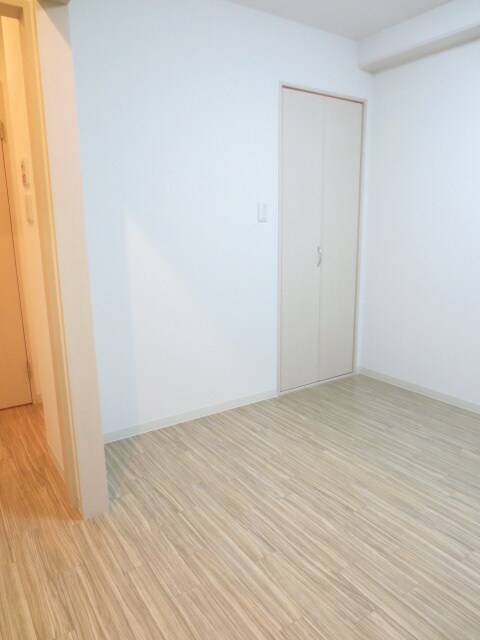 物件内観写真16　(居室)