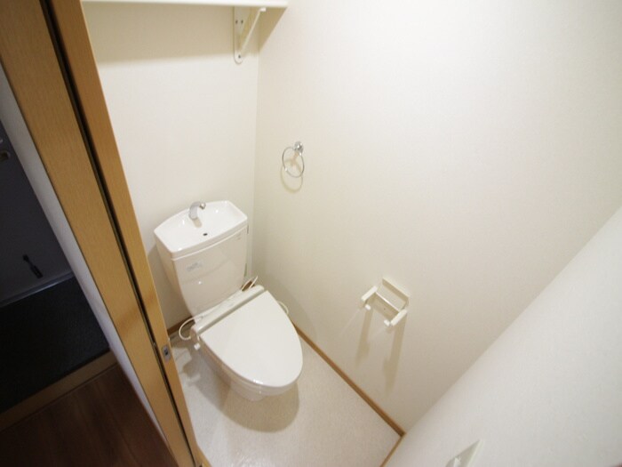 物件内観写真14　(トイレ)