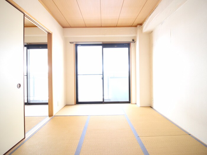 物件内観写真9　(居室)