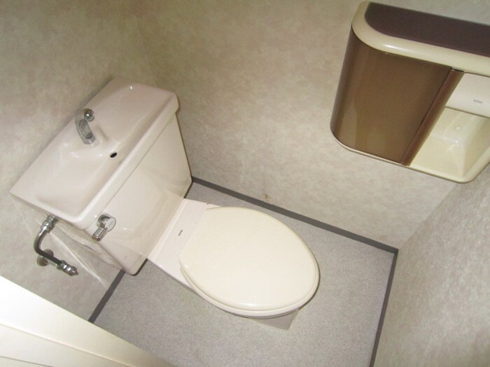 物件内観写真13　(居室)