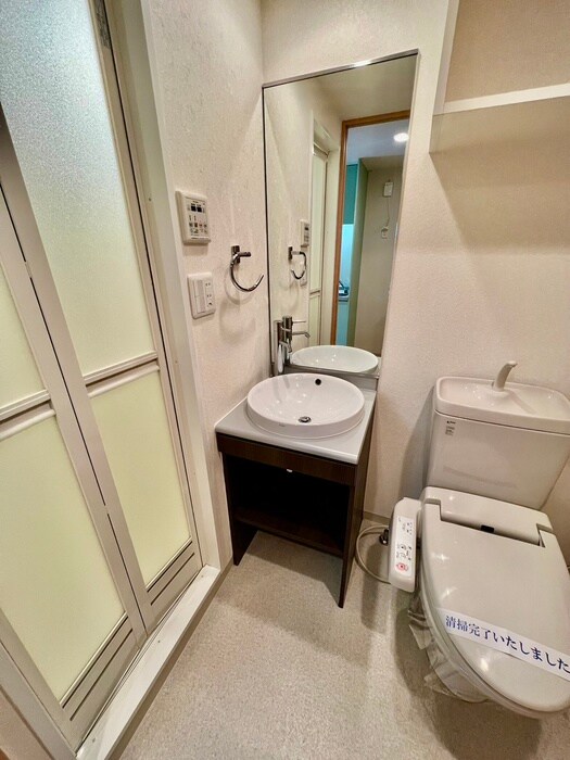 物件内観写真12　(洗面)