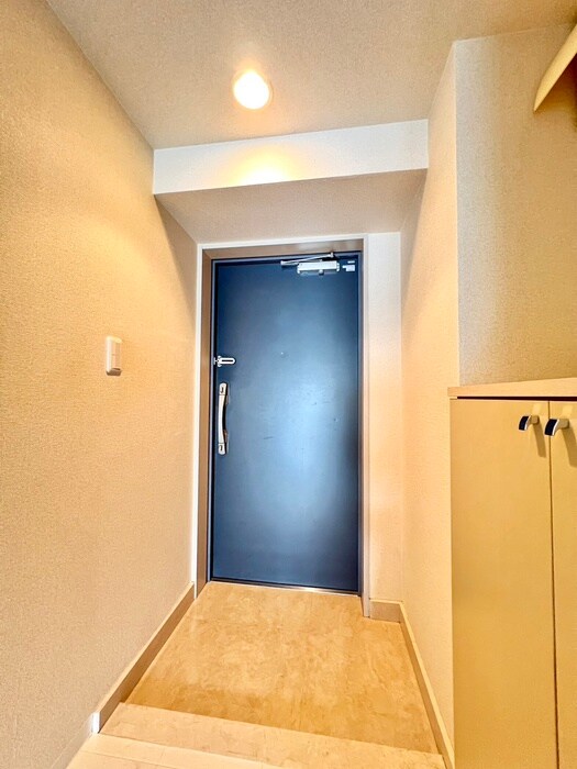 物件内観写真13　(玄関)