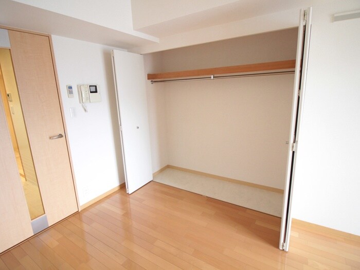 物件内観写真15　(収納)