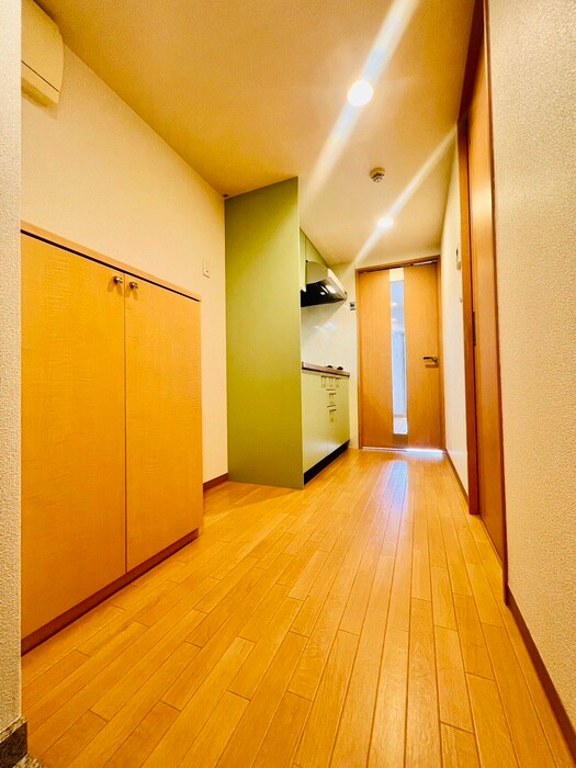 物件内観写真18　(廊下)