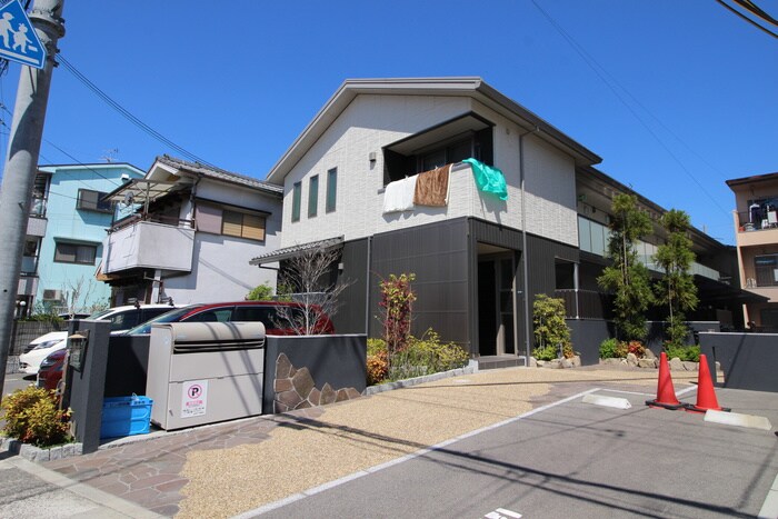 物件外観写真2　(外観写真)