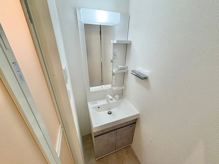 物件内観写真12　(洗面)