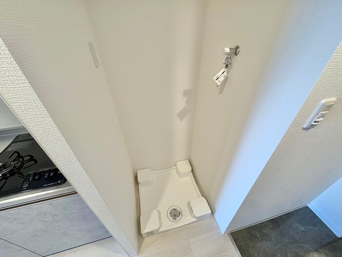 物件内観写真13　(洗濯機置場)