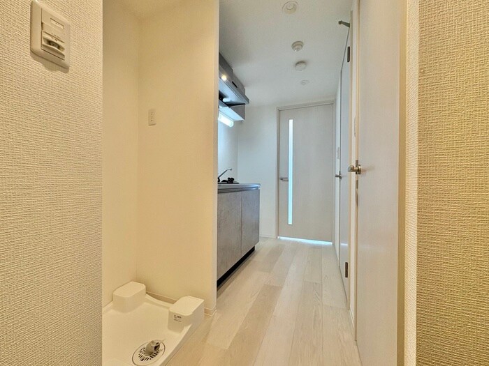 物件内観写真16　(廊下)