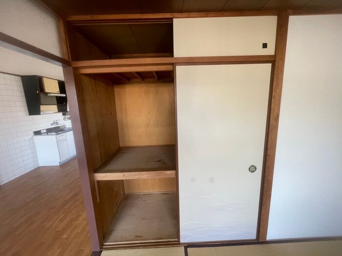 物件内観写真18　(収納)