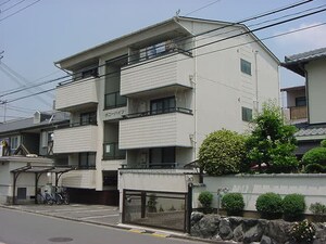 ポニ－ハイツ外観写真