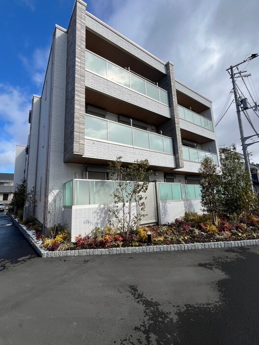 物件外観写真3　(外観写真)