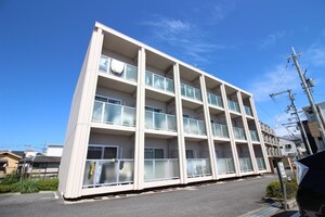 フェアエスト岡町外観写真